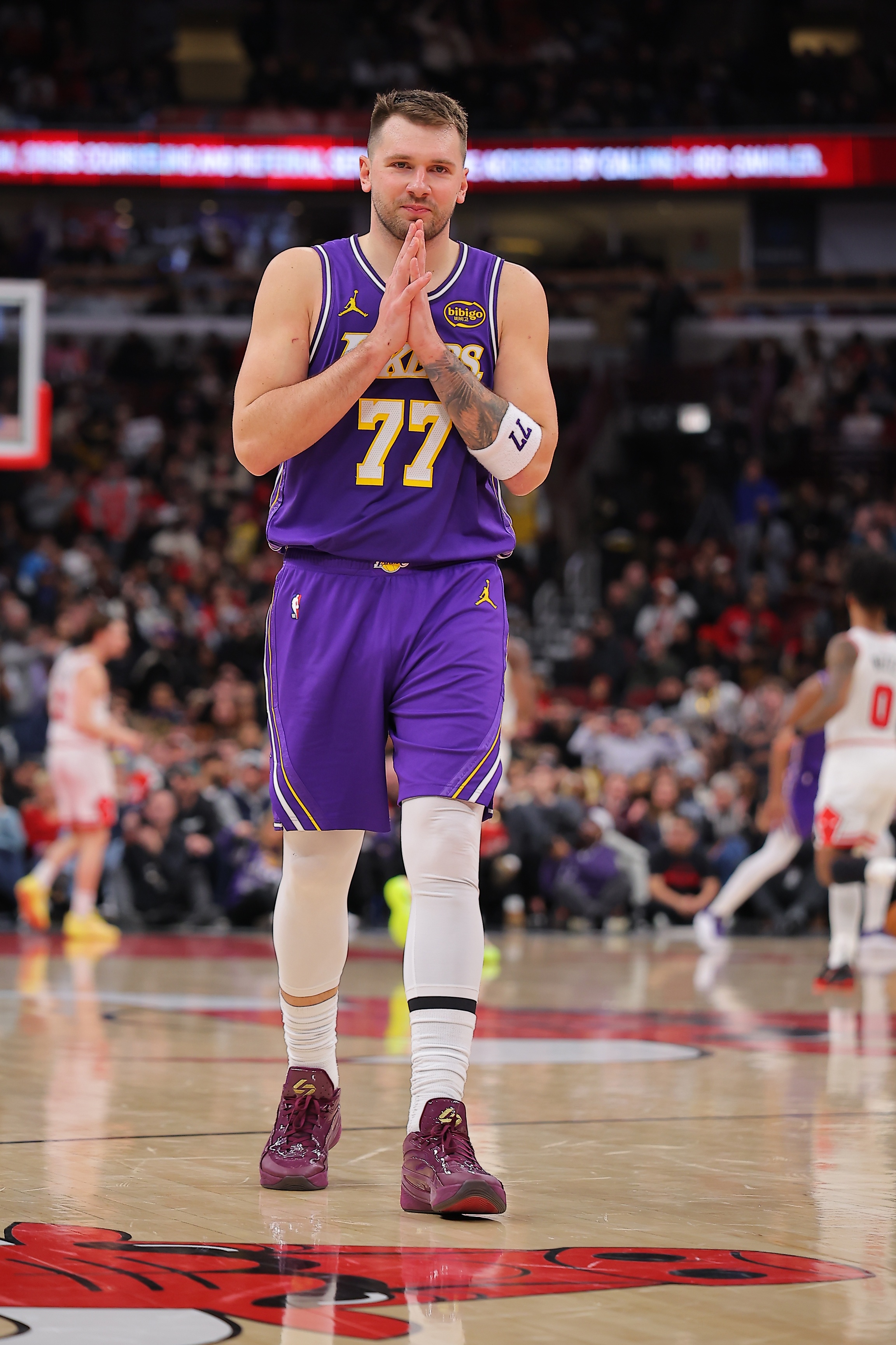 九游体育注册-媒体人：东契奇嘻嘻哈哈拿下46+7+11 得分这件事对他实在太容易了