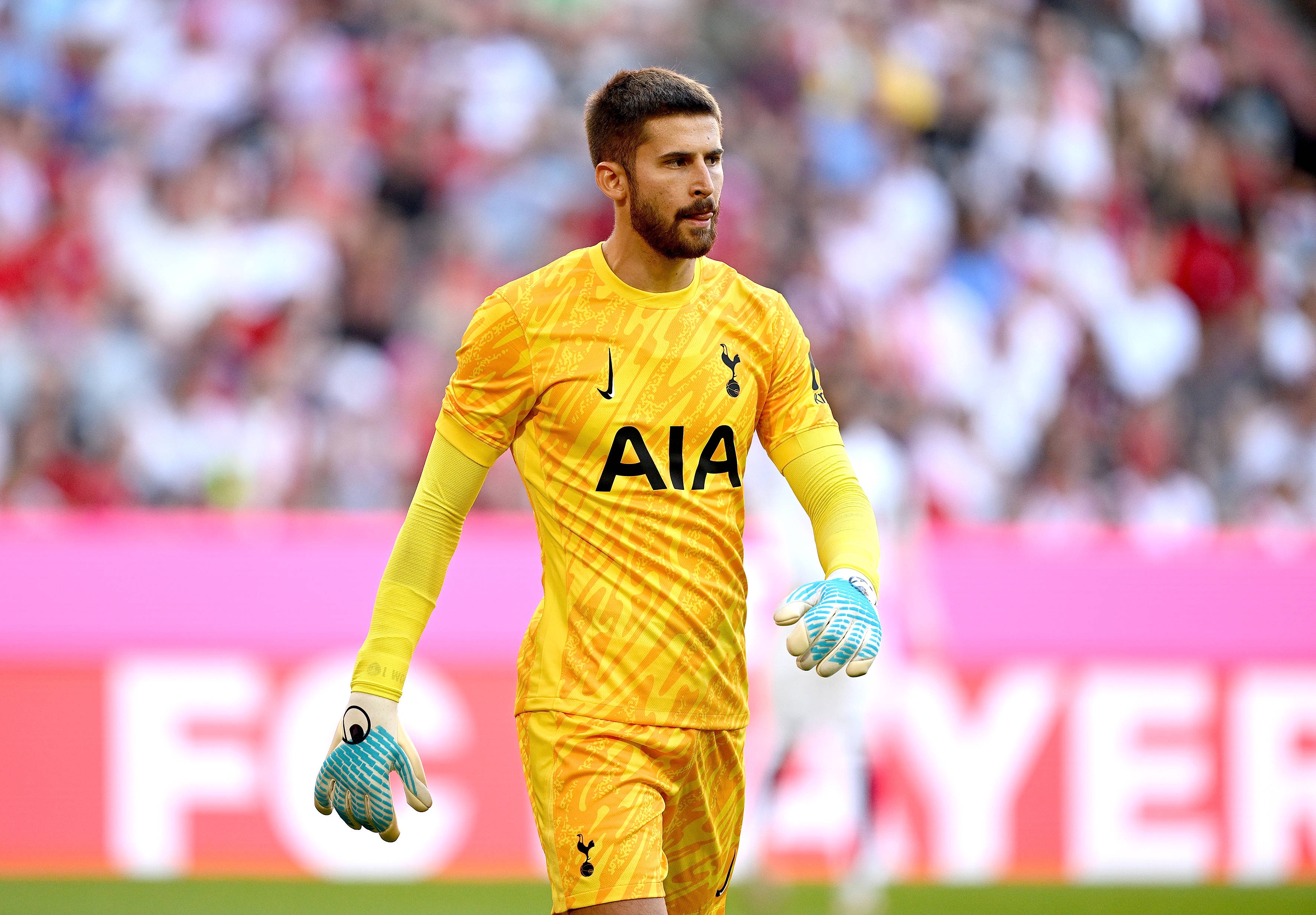 九游官方服务-罗马诺：无论热刺保级还是降级维卡里奥都将转会，球员计划去国米